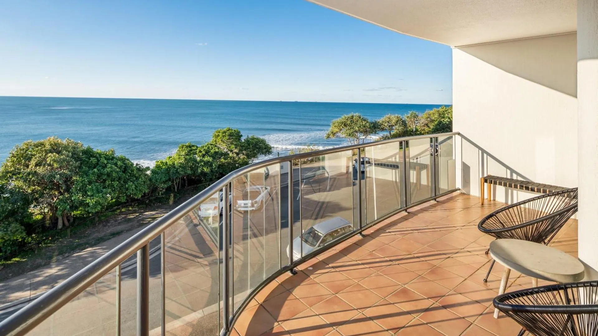 Ocean Front Views With Rooftop Terrace Caloundra